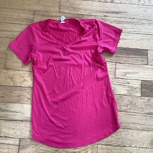 - Pink Athletic/Athleisure short sleeve tshirt, size S